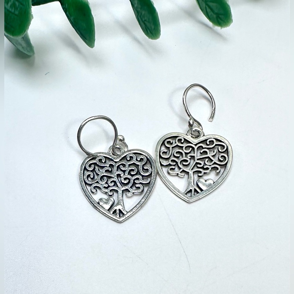 ❤️Handcrafted 🤍Tree of Life Earrings NEW